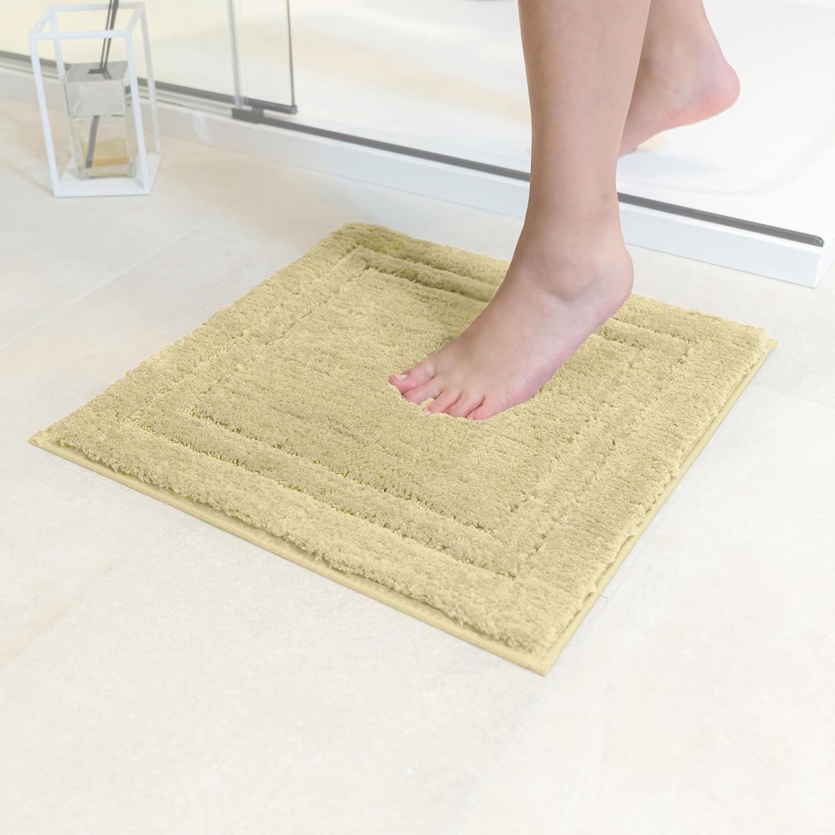 SnelShoppen - Decomira Badmat Anti-Slip 45x45 cm | Super absorberend & machinewasbaar | Hygienisch & eco-vriendelijk | Beige voor badkamer, douche, ba