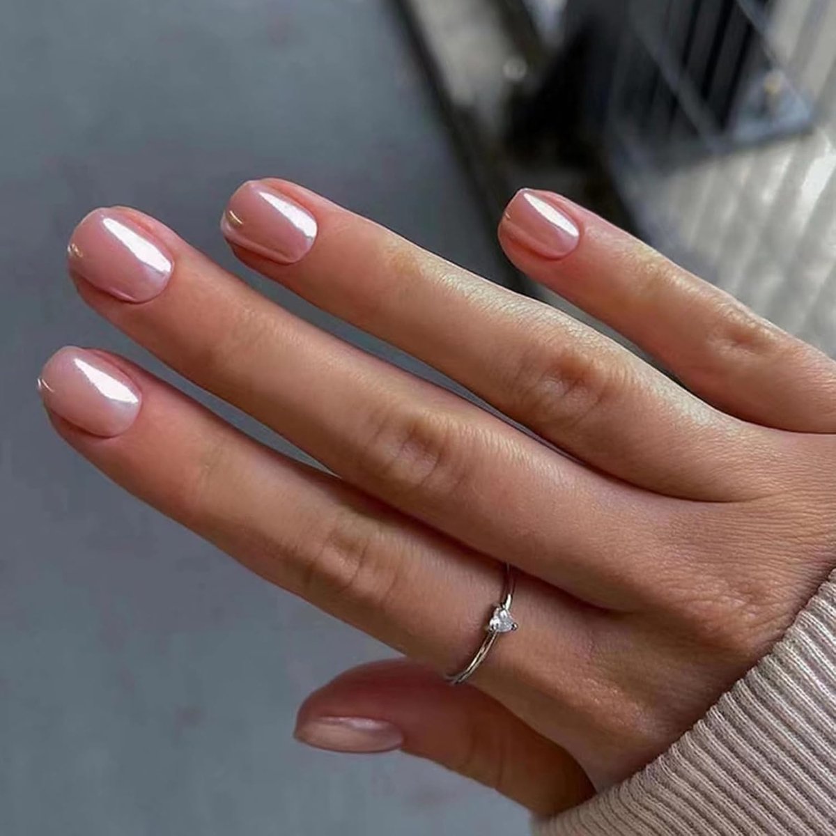 SnelShoppen - 24 Pcs Franse Druknagels Aurora Roze, Korte Vierkante Kunstnagels, Elegante Acryl Volledige Bedekking, Herbruikbare Plaknagels met Lijms