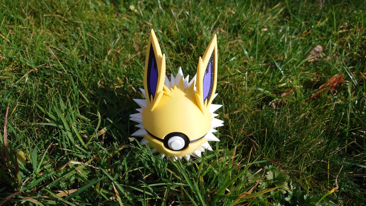 #0135 Jolteon