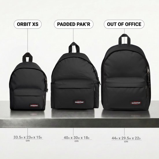Drie zwarte Eastpak rugzakken in verschillende maten: Orbit XS, Padded Pak'r, Out of Office.
