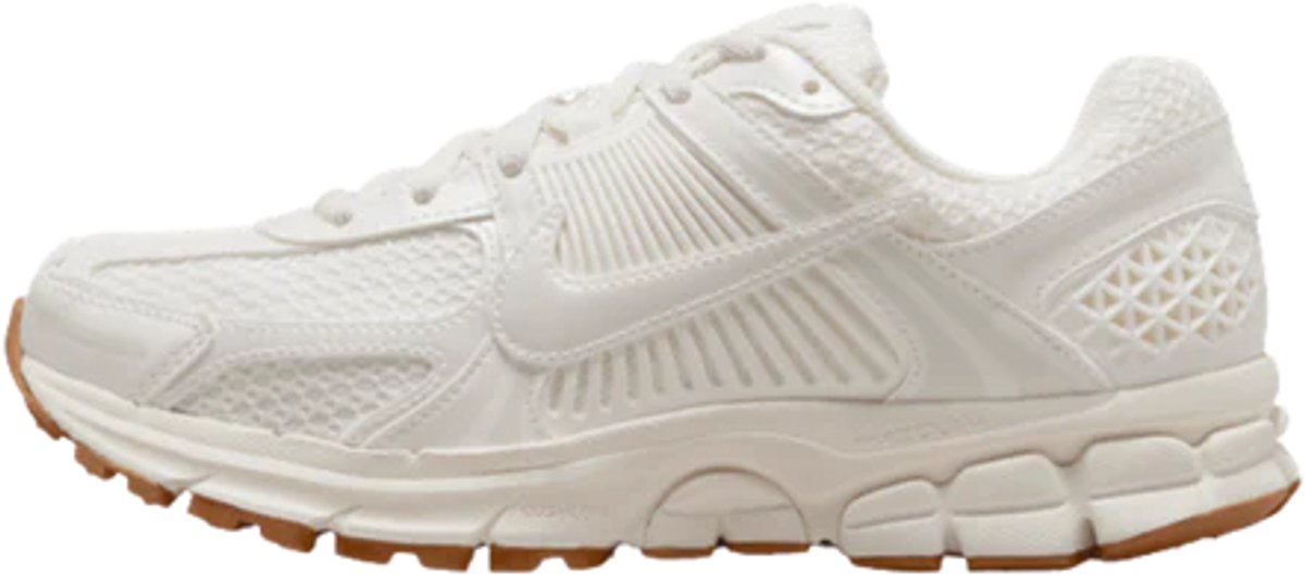 Nike Zoom Vomero 5 Sail Coconut Milk Zwart