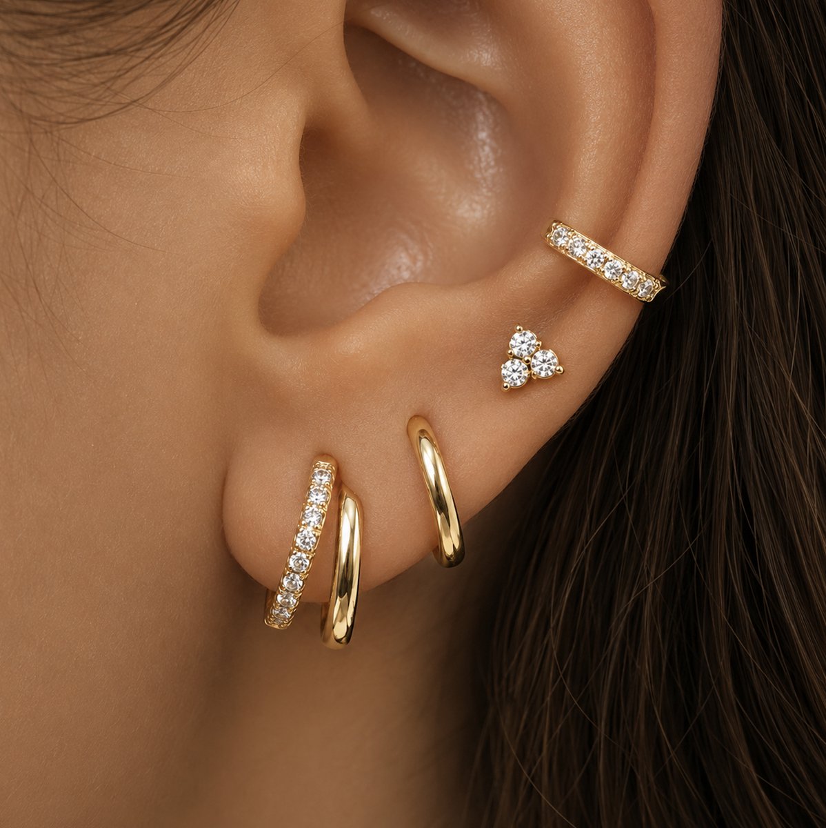 Oorbellen Set - 4 stuks - Kleur: Goud - Luxe Oorbellen - Incl. Cadeauverpakking - Oorhangers / Oorring / Oorknopjes - Hoge Kwaliteit RVS - Stainless Steel / Roestvrijstaal - Verkleurt Niet - Oorbellen Set - Oorbellen Vrouwen / Dames