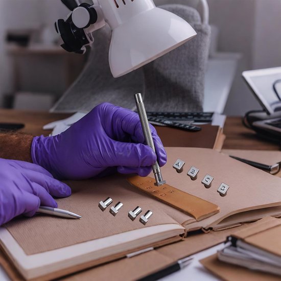 36PCS Leer Embossing Stempel Letter Punch Set (met een hamer), Leer Stempelen Tools, Letter Alfabet en Nummer Metal Stamp Punch Kit, voor DIY Handgemaakte lederen kunst — afbeelding 3