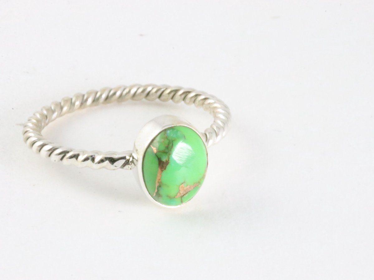 Fijne zilveren ring met groene koperturkoois - maat 18