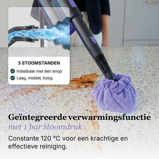 Zwarte stoomreiniger met paarse knop en mondstuk met paarse doek reinigt een aanrecht. Toont 3 stoomstanden.