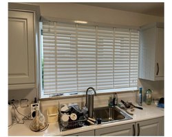 Houten Jaloezieën - Venetiaanse Blinds - Lichtregeling en Privacy - 50mm Lamellen - 200x260cm - Wit