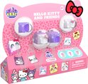 Clickeez speelgoedpakket met Hello Kitty en vrienden, roze verpakking met 3 mystery figuren, 7 stuks.