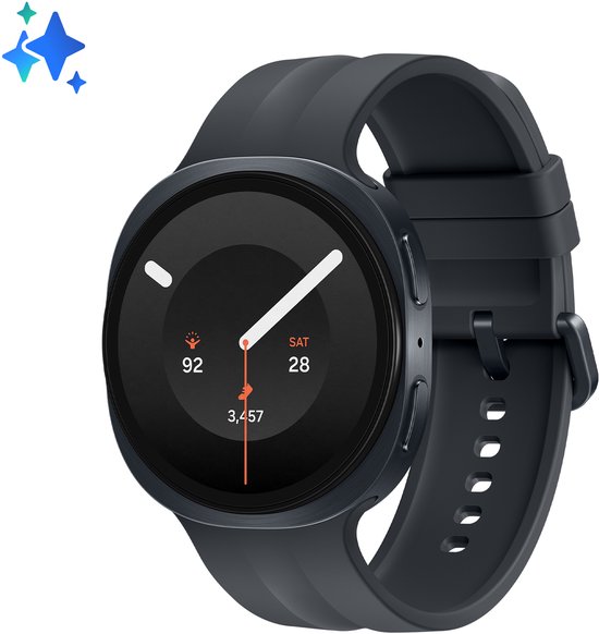 Zwarte Samsung Galaxy Watch9 smartwatch met ronde wijzerplaat, analoge wijzers en informatie over datum, stappen en activiteit.