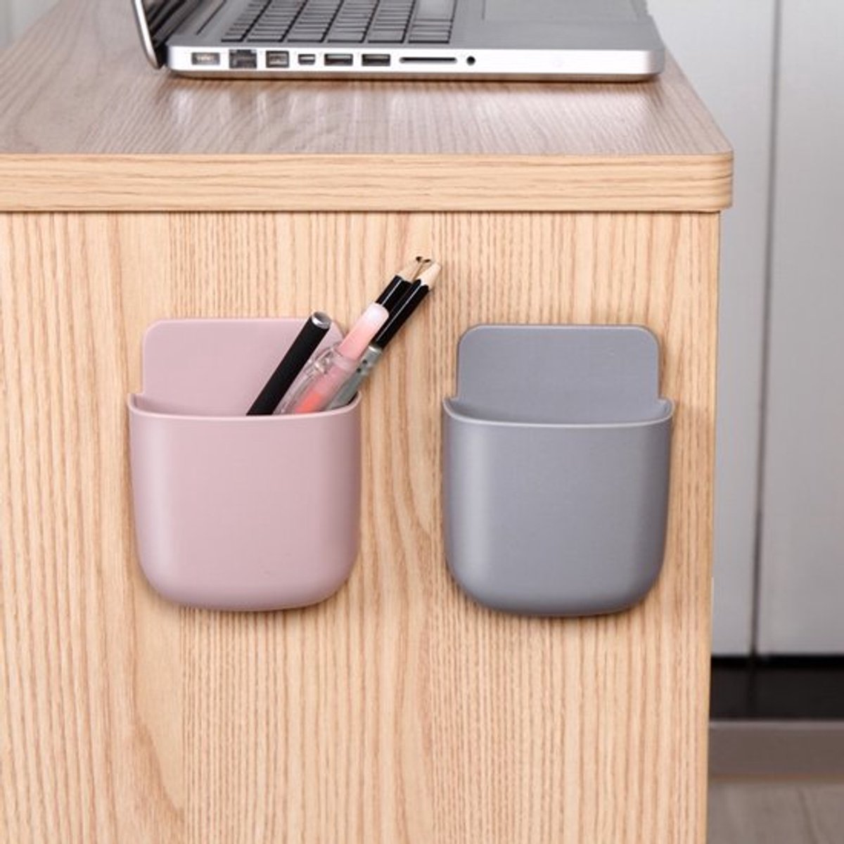 3-pack (geel, grijs, roze) zelfklevende opbergdoos voor aan de muur voor afstandsbedieningen, telefoonhouders en andere opbergmogelijkheden. Geschikt voor het opbergen van kantoor-, thuis- en schoolspullen.
