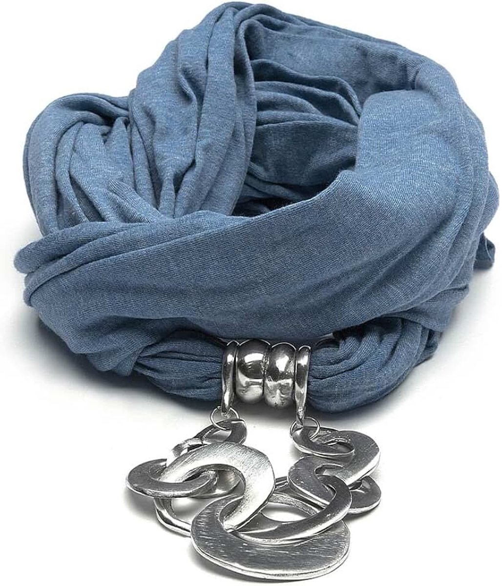 Sieraden sjaal van jersey jeans met hanger onregelmatige gevlochten cirkels van 100% gerecycled aluminium. Handgemaakt Nikkel getest, Katoen