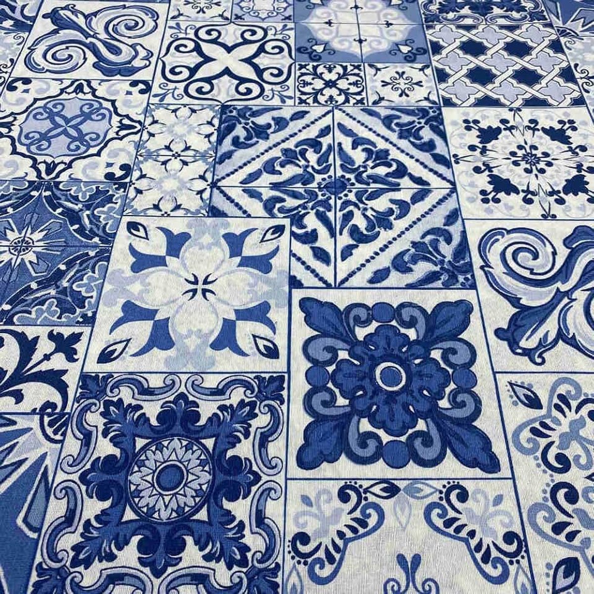 Stof, decoratie, bekleding, kussens, gordijnen, tassen, tafelkleden, knutselen, 100 cm lengte x 280 cm breed, geometrisch, tegels, blauw 1 meter