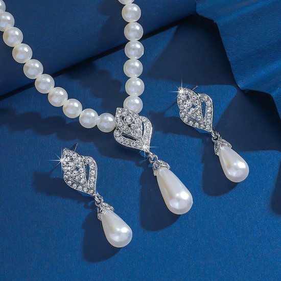 Parel Bloem Ketting Set Bruids Kristal Wit Faux Parel Hanger Ketting Oorbellen Bloemen Strass Faux Parel Ketting Sieraden voor Vrouwen Bruid Bruidsmeisje — afbeelding 4