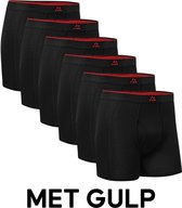 Six boxers noirs avec ceinture rouge et logo, empilés en rangée. "MET GULP".