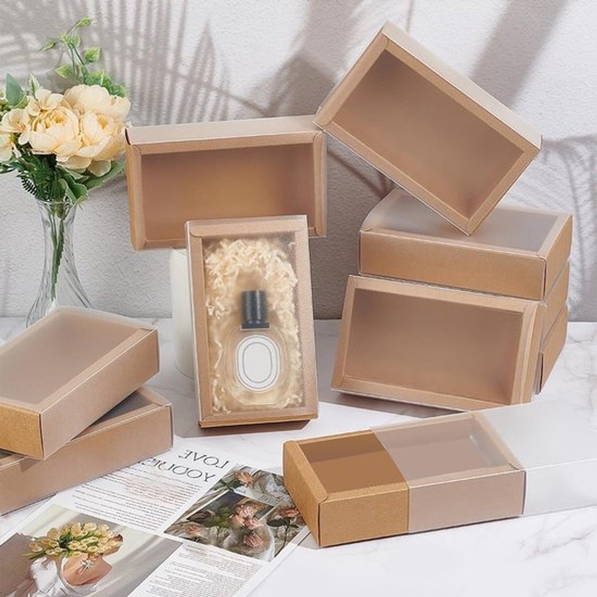 Geschenkdozen 12 stuks - Kraftpapier - Transparant deksel - Rechthoekig - 17 x 10 x 4 cm - Hoogwaardige verpakking - Bruin/Zwart - Cadeauverpakking