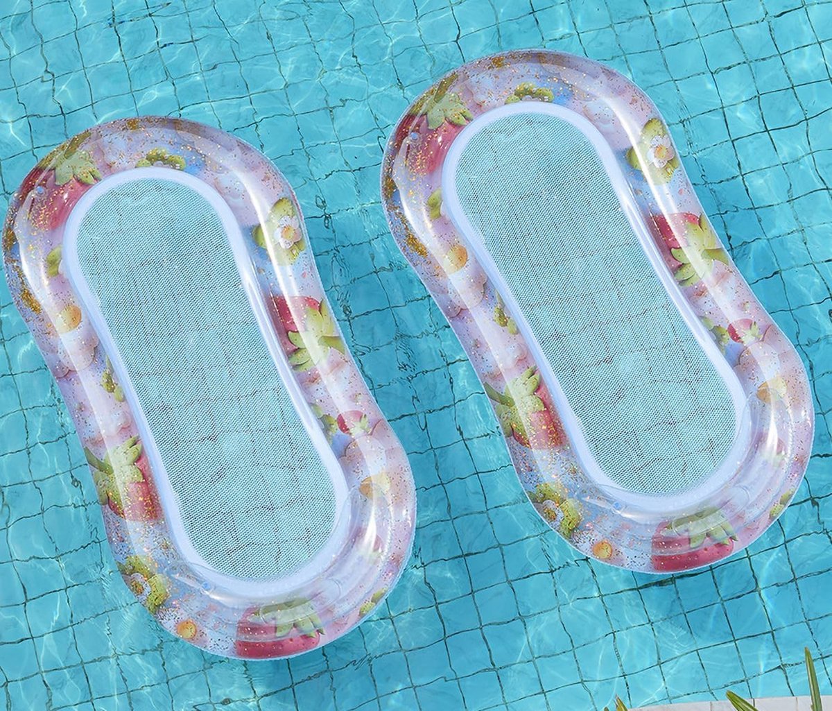 LISM-Opblaasbare ligstoel voor in het zwembad, maat 150 x 75 cm (volwassen), geschikt voor zwembaden, strandfeesten en andere buitenactiviteiten - Aardbeiendesign