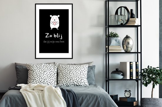 Fotolijst inclusief poster - Posterlijst 60x90 cm - Posters - Moederdag presentje voor oma – Zo blij dat jij mijn oma bent – zwart - Foto in lijst decoratie - Cadeau voor moeder - Moederdag cadeautje