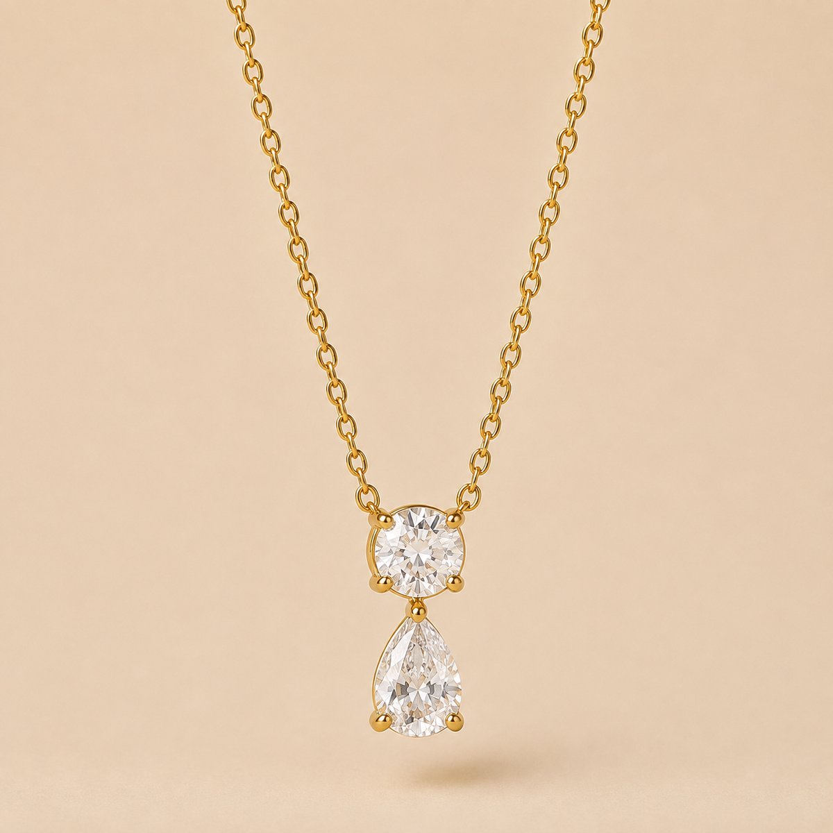 Maevi® Ketting met Geboortesteen - Maand: April - Kleur: Goud - Birth Stone - Geboorte Cadeau / Kraamcadeau - RVS / Stainless Steel / Roestvrijstaal - Geboorte Steen - Ketting / Necklace - Hoge Kwaliteit - Incl. Luxe Verpakking