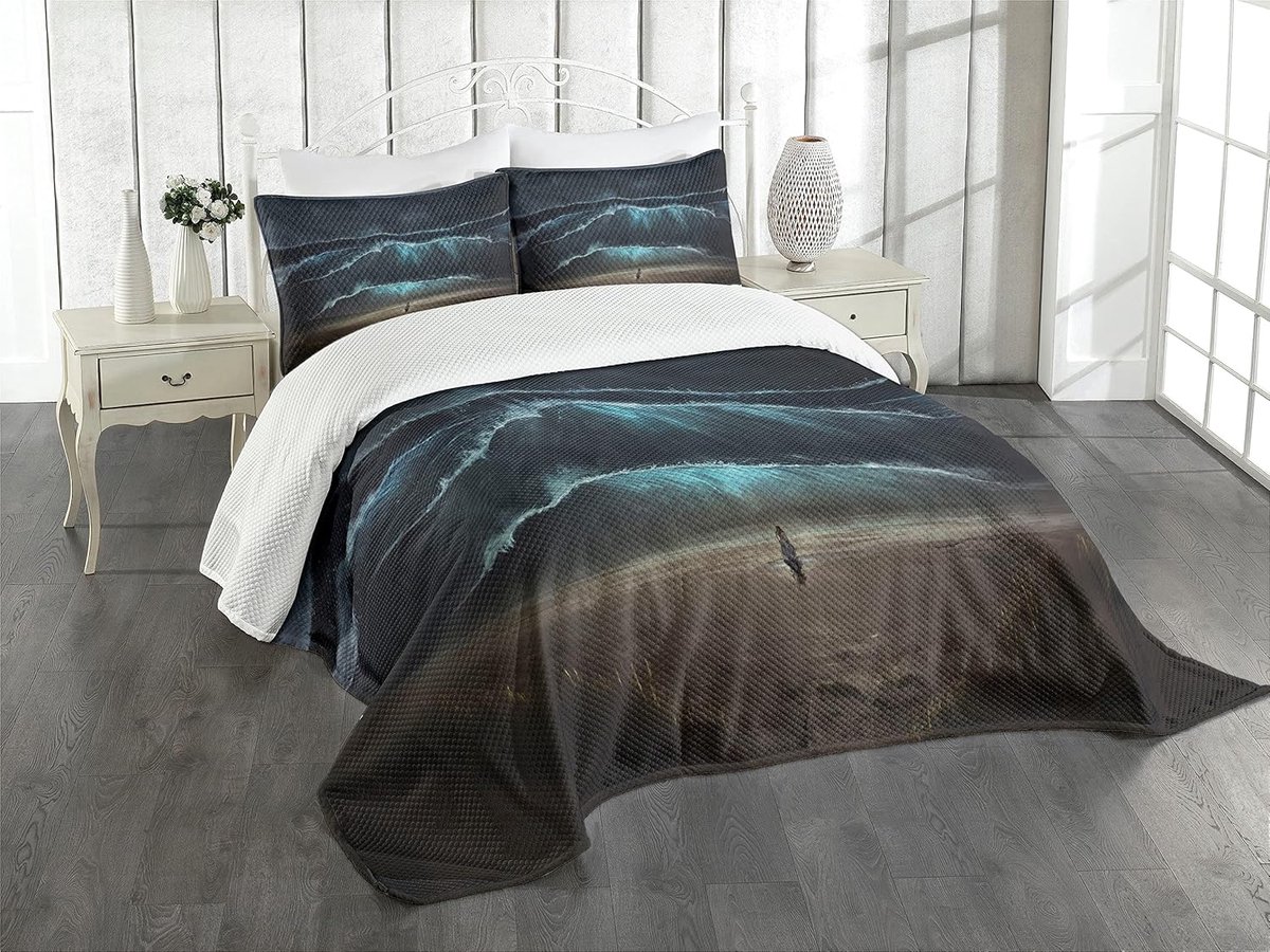 ABAKUHAUS Night Ocean Bedspread, Gothic Wave Alone Woman, Decorative Quilted Bedspread Set with 2 Cushion Covers, 264 - ShopVlot