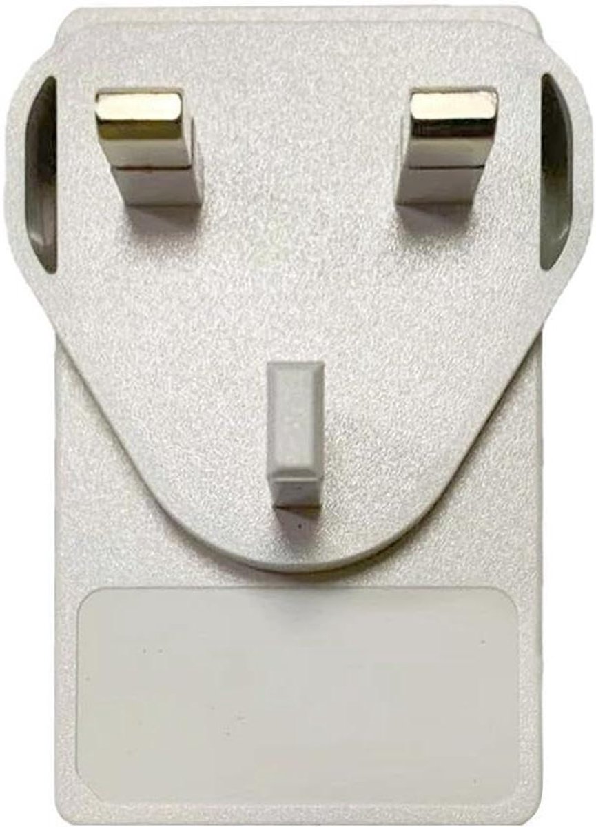 Verborgen Opbergcompartiment - Nep Adapter Kluis - Waardevolle Spullen Bewaren - Discreet Ontwerp - 7x4x3 cm - Wit