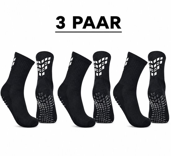 Drie paar zwarte sportsokken met witte vierkante gripdetails op de hiel en zool.