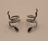 Sterling zilveren oorklemmen slang - oorklemmen zilver van 2 slangen - stoere dieren oorklemmen gemaakt van 925 zilver - klemmen voor op de schelpen van je oor in de vorm van een slang - silver ear cuffs snake