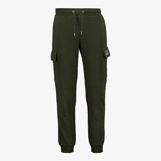 Donkergroene cargo joggingbroek met trekkoord, zijzakken met klep en EA7-logo op de linkerzak.