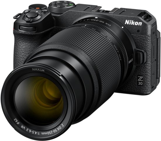 Nikon Z 30 + avec 16-50 DX + 50-250 DX