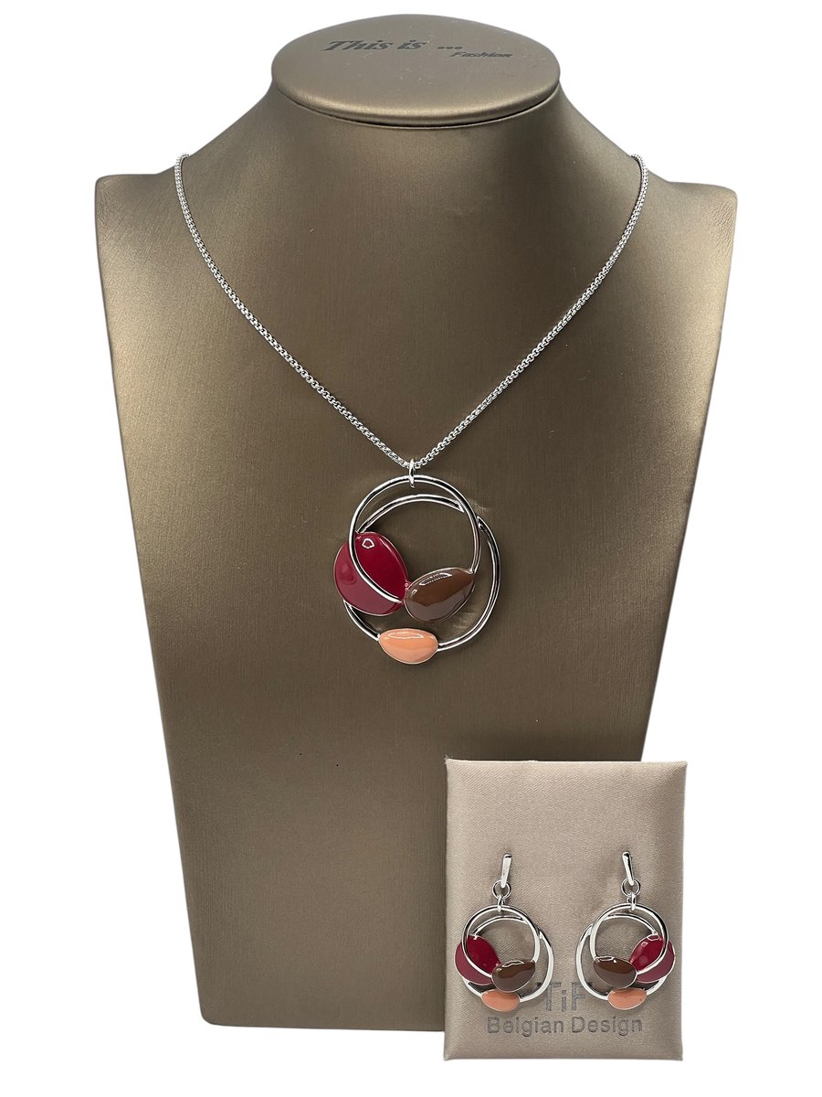 TIF - Sieraden - Sieradenset dames - Halsketting - Oorbellen - Zilver - Verstelbaal 42-47 cm - Geschenkdoos
