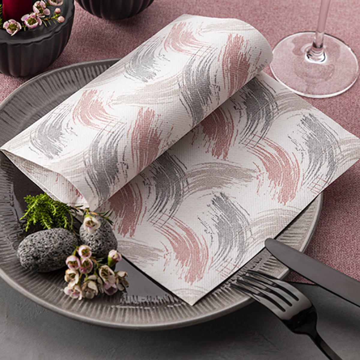 50 Servetten ROYAL Collection 1/4 vouw 40 cm x 40 cm bordeaux Brushstroke