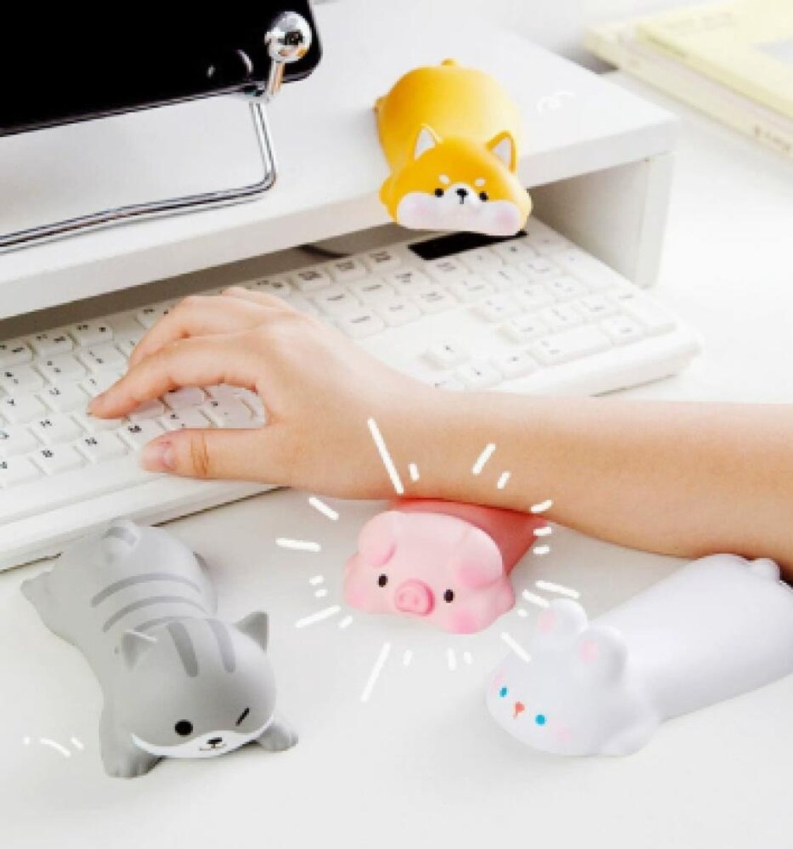 Cartoon Ergonomische Polssteun - Pols Beschermer - Gel Ondersteuning - Met Antislip Pu-Onderkant - Roze Biggetje - Bureau Accessoires - Comfort - Voor Gamen School en Kantoor