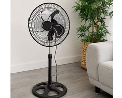 Stanande Ventilator met 3 blad zwart 25 cm 60 w 3 snelheden- in hoogte verstelbaar tot 90cm- zwart.