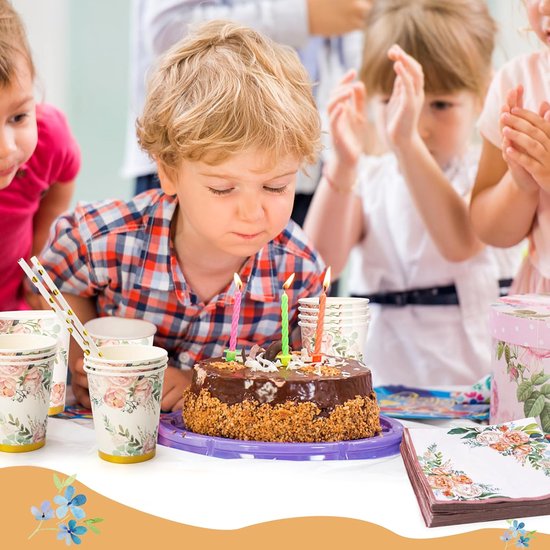 Roségoud met Bloemen, 125-Delige Set Wegwerpservies Voor Verjaardagsfeestjes: Papieren Borden, Bekers, Rietjes en Servetten — afbeelding 5