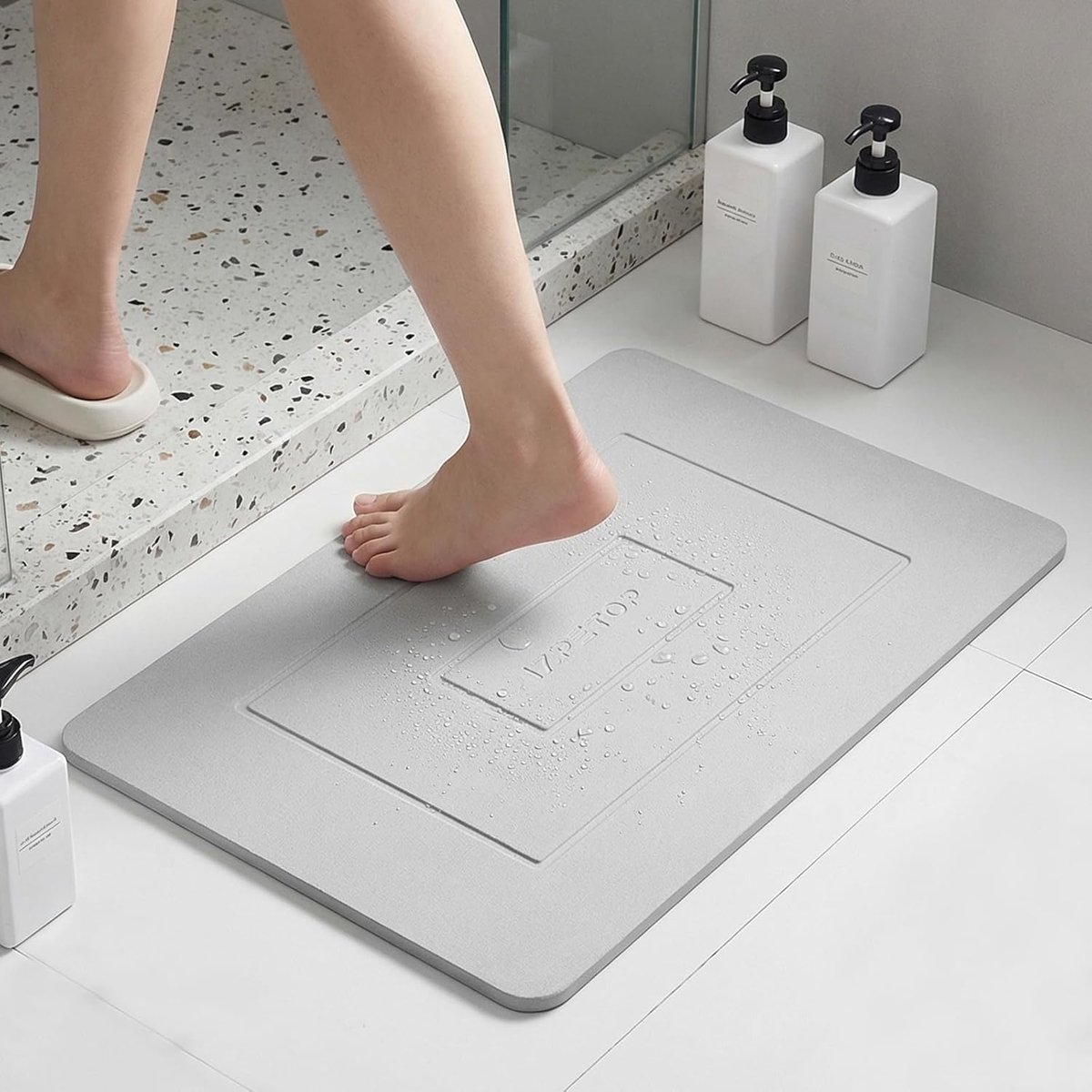 Badmat steen 60 x 39 cm, diatomite stenen badmat, sneldrogend, antislip, voor badkamer, gemakkelijk te reinigen, grijs-wit