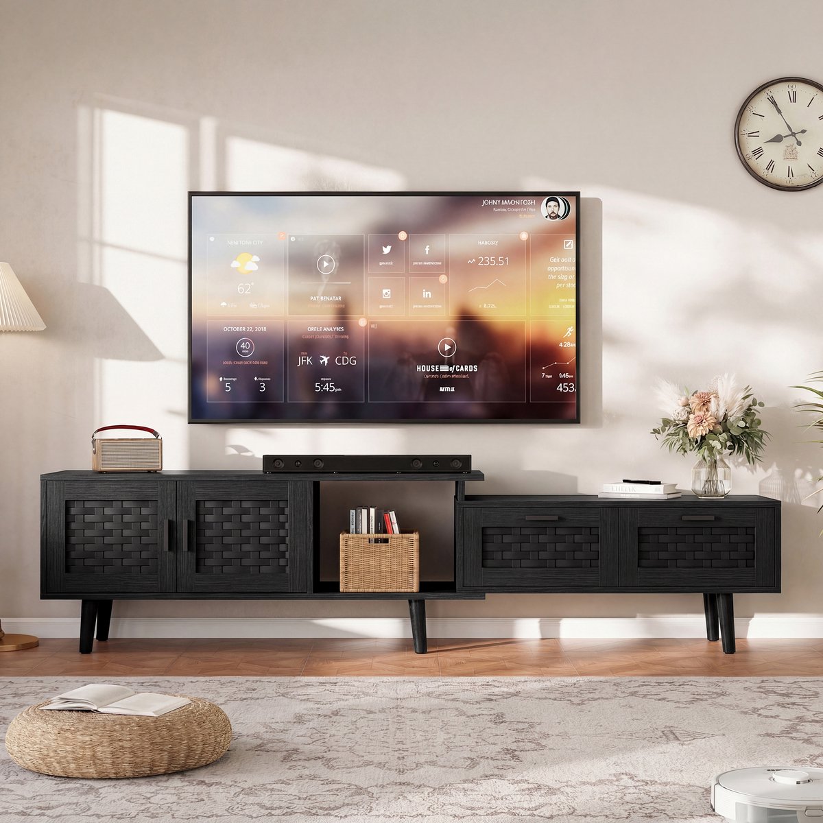 Uitschuifbaar TV Meubel 146-180 cm Zwart – TV Kast met Rotan en 75 Inch TV Geschikt – Landelijke Stijl