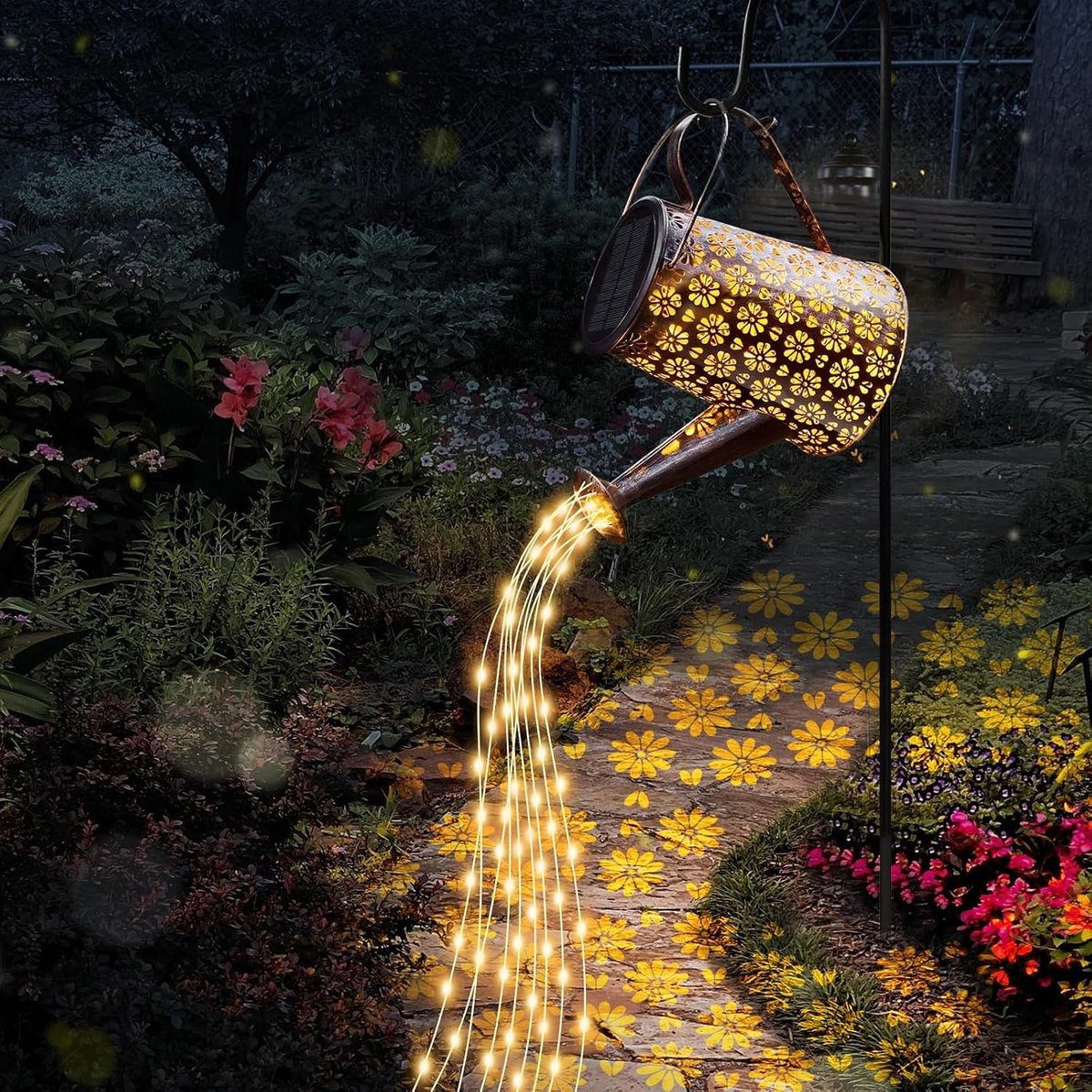 Zonne-energie Gieter met LED Verlichting voor Buiten, Waterdichte Tuin Decoratie en Hangende Ornamenten voor Patio, Grond en Tuin