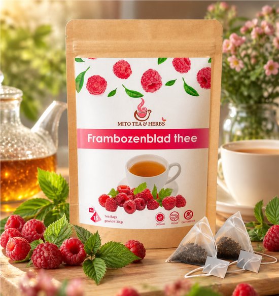 Pakket frambozenblad thee met afbeeldingen van frambozen en een kop thee. De tekst 'Frambozenblad thee' staat erop.