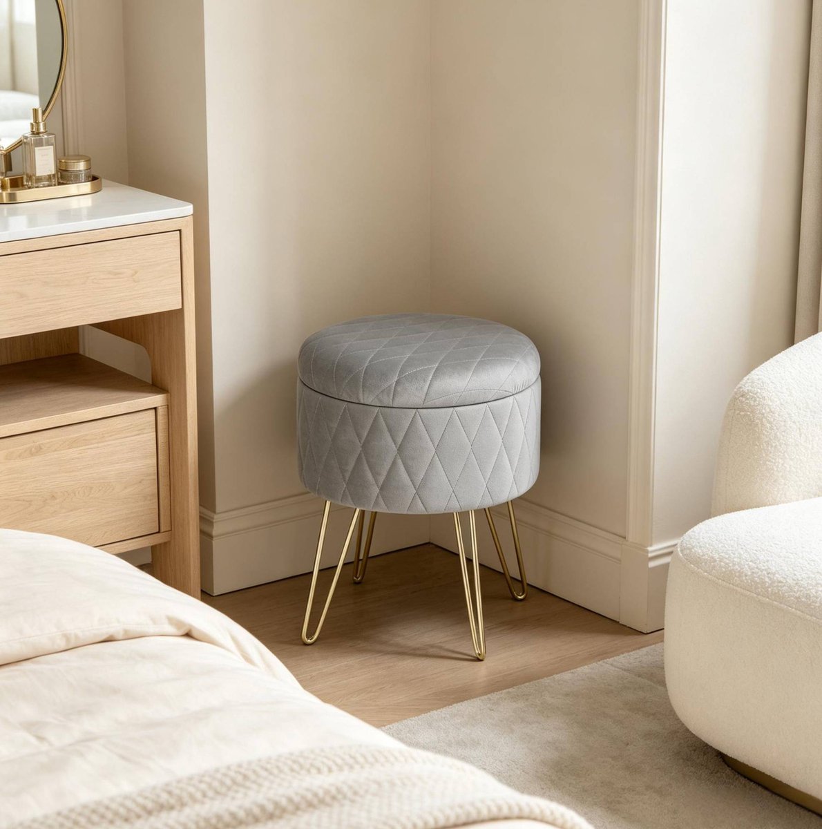 Poef Opbergkruk Rond 31,5 x 31,5 x 36 cm Velvet Metaal Lichtgrijs Met Opbergruimte Voor Binnen En Buiten