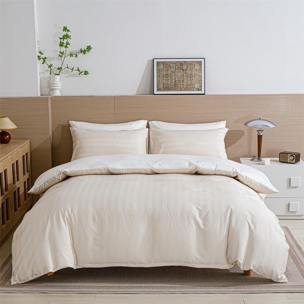 Omgoods - Luxe Beige Gestreepte Satijnen Bedlinnen Set 220 x 240 cm