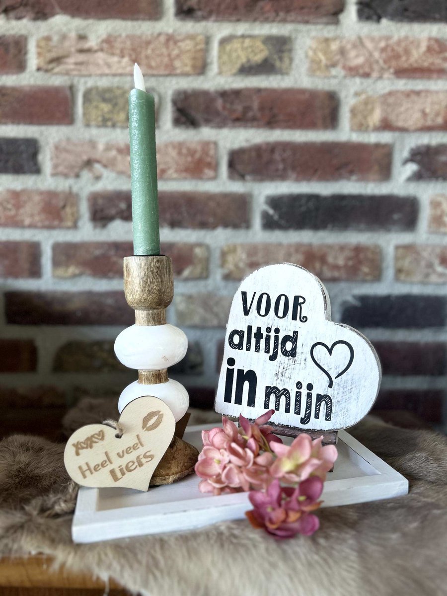 Creaties van hier – met houten hartje - Cadeau pakket Voor altijd in mijn hart white - dienblaadje wit - bloem - ezel - kandelaar - teksthart altijd in mijn hart wit