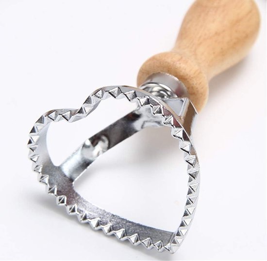 stempelset 4 stuks Pasta-maakgereedschap Vierkante Ronde Hart Wiel Maker Vorm met Houten Handvat voor Ravioli Empanadillas Koekjes Dumplings — afbeelding 4