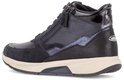 Zij-achterkant van een donkerblauwe Gabor Rollingsoft veterboot.