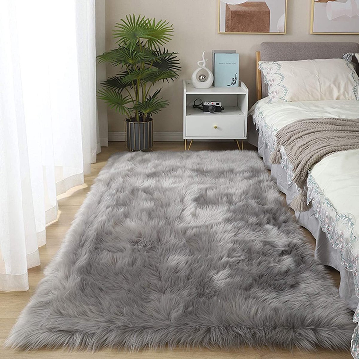 Omgoods - Faux Sheepskin Carpet - Fluffy Soft Faux Fur Rug voor Slaapkamer en Interieur (Grijs, 75x120cm)