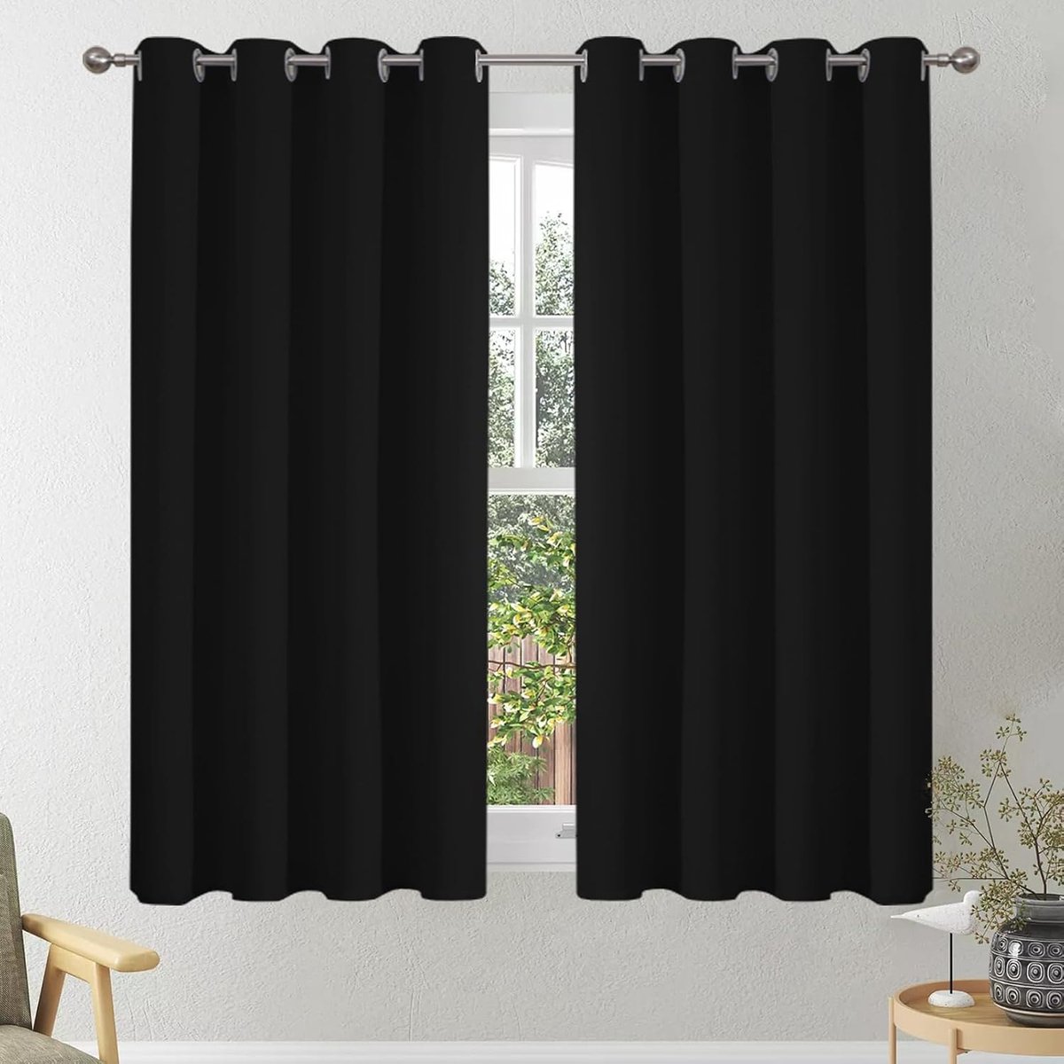 Gordijnen voor woonkamer, thermogordijn tegen kou, set van 2 gordijnen, slaapkamer met ringen, verduisteringsgordijn, ondoorzichtig, kort, raam, keuken, 137 x 140 cm (h x b), zwart