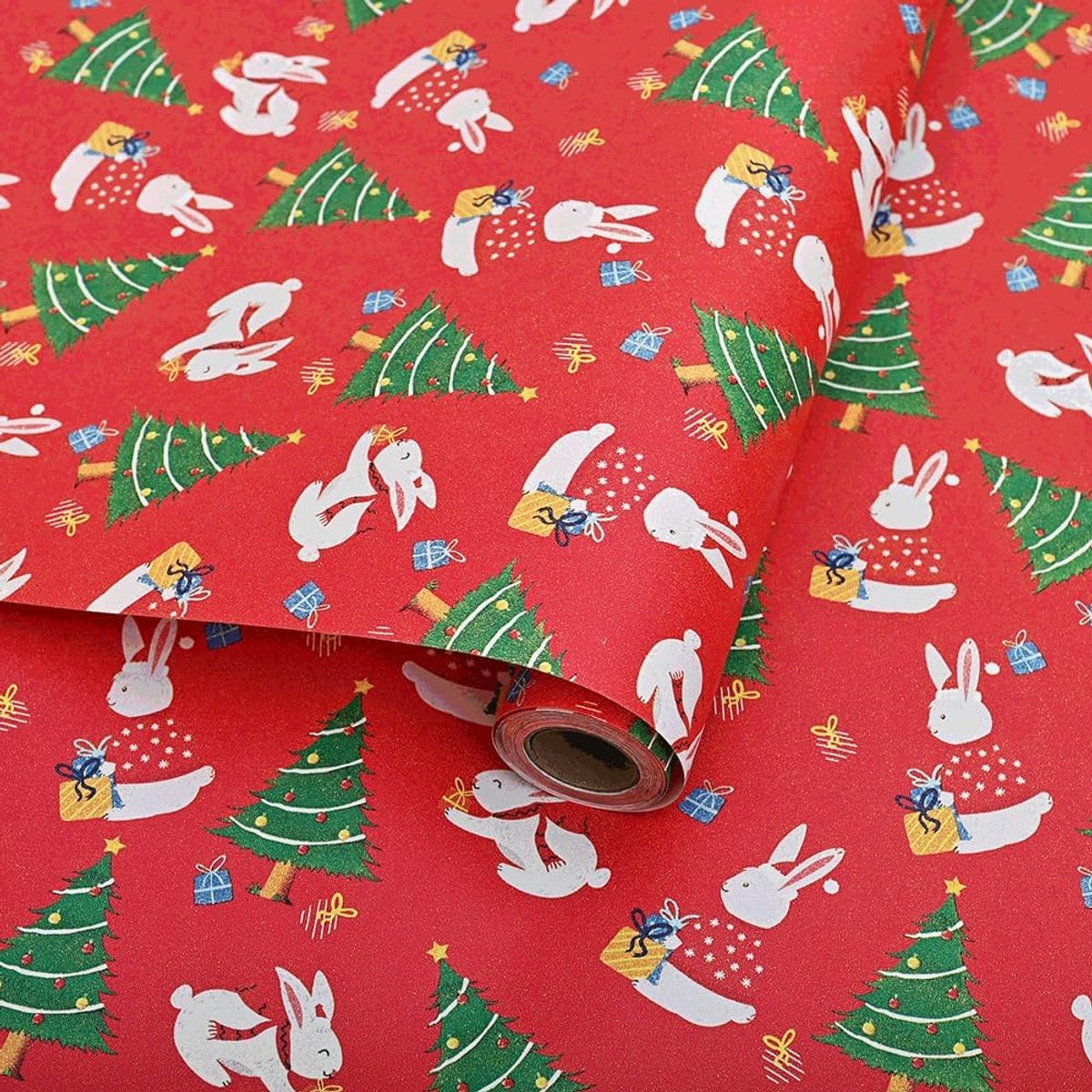 Kerst Cadeaupapier – Kerstpapier met Konijn & Kerstboom Design – Feestelijk Geschenkpapier voor Cadeaus Inpakken – Voor Kerstfeest, Familie & Kinderen – 50cm x 5m – 1 Rol