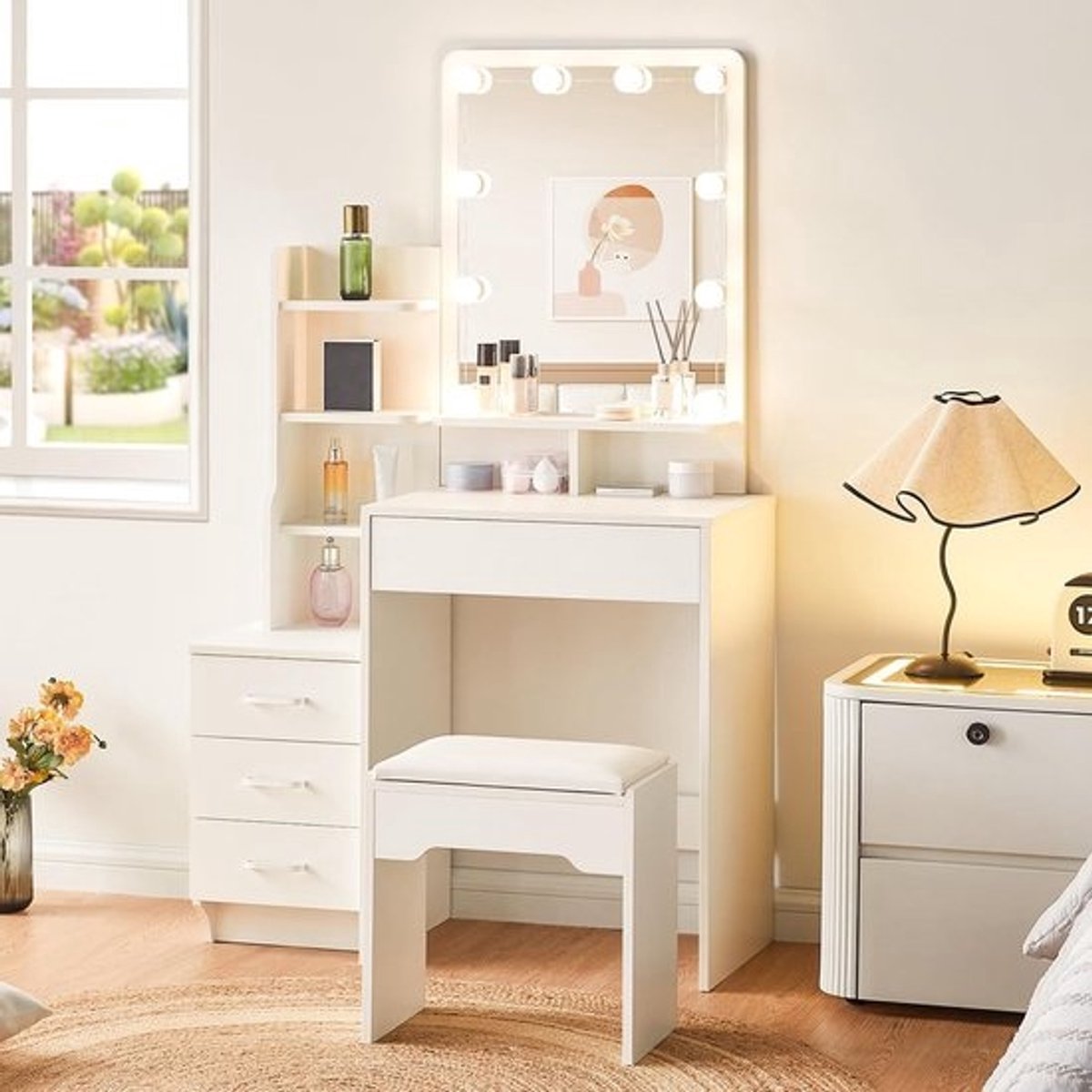 Slaapkamer kaptafel met LED spiegel en opbergruimte voor make-up en sieraden