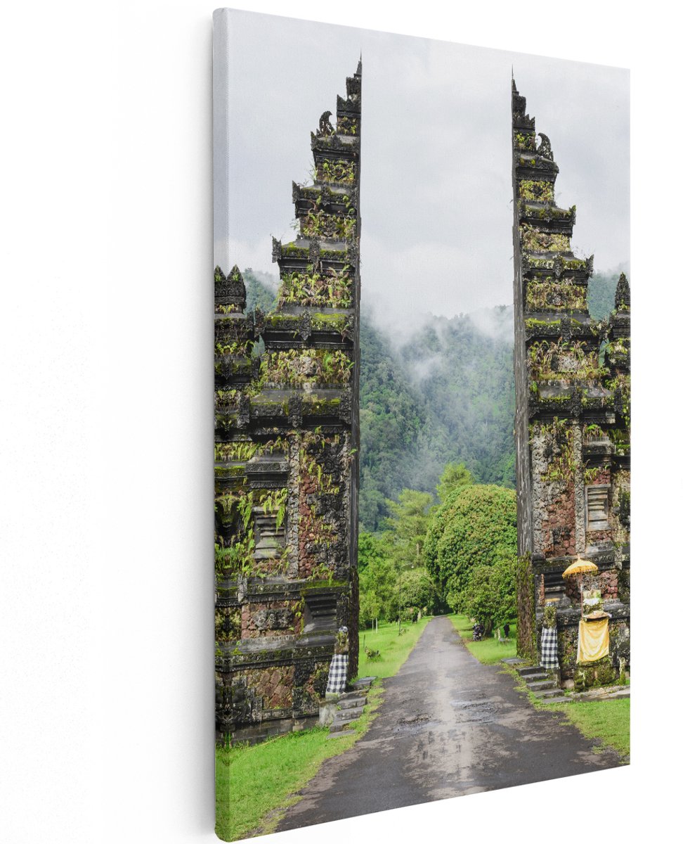 Artaza Canvas Schilderij Tempel Poort in Bali - 120x180 cm - Groot - Wanddecoratie Woonkamer - Schilderijen - Muurdecoratie