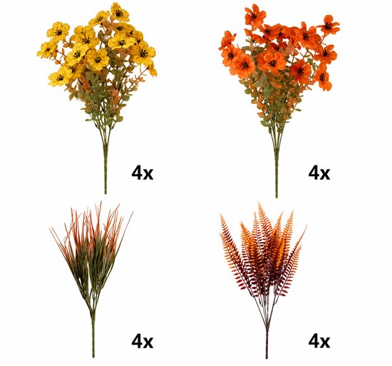 Quatre bouquets d'automne : deux avec des fleurs jaunes, deux avec des fleurs oranges, de l'herbe et des fougères.