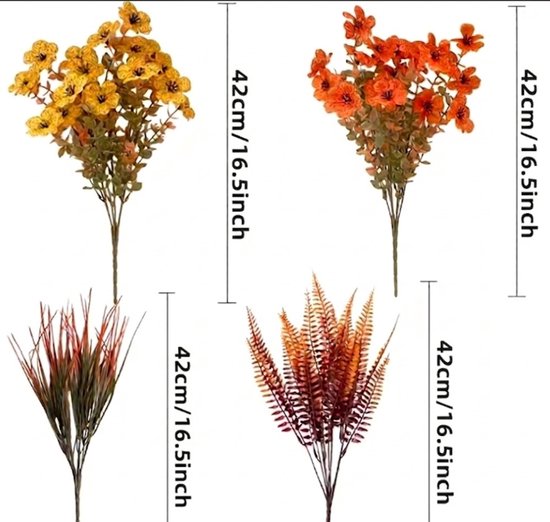 Quatre bouquets d'automne de 42 cm : fleurs jaunes, fleurs oranges, herbe et fougères.