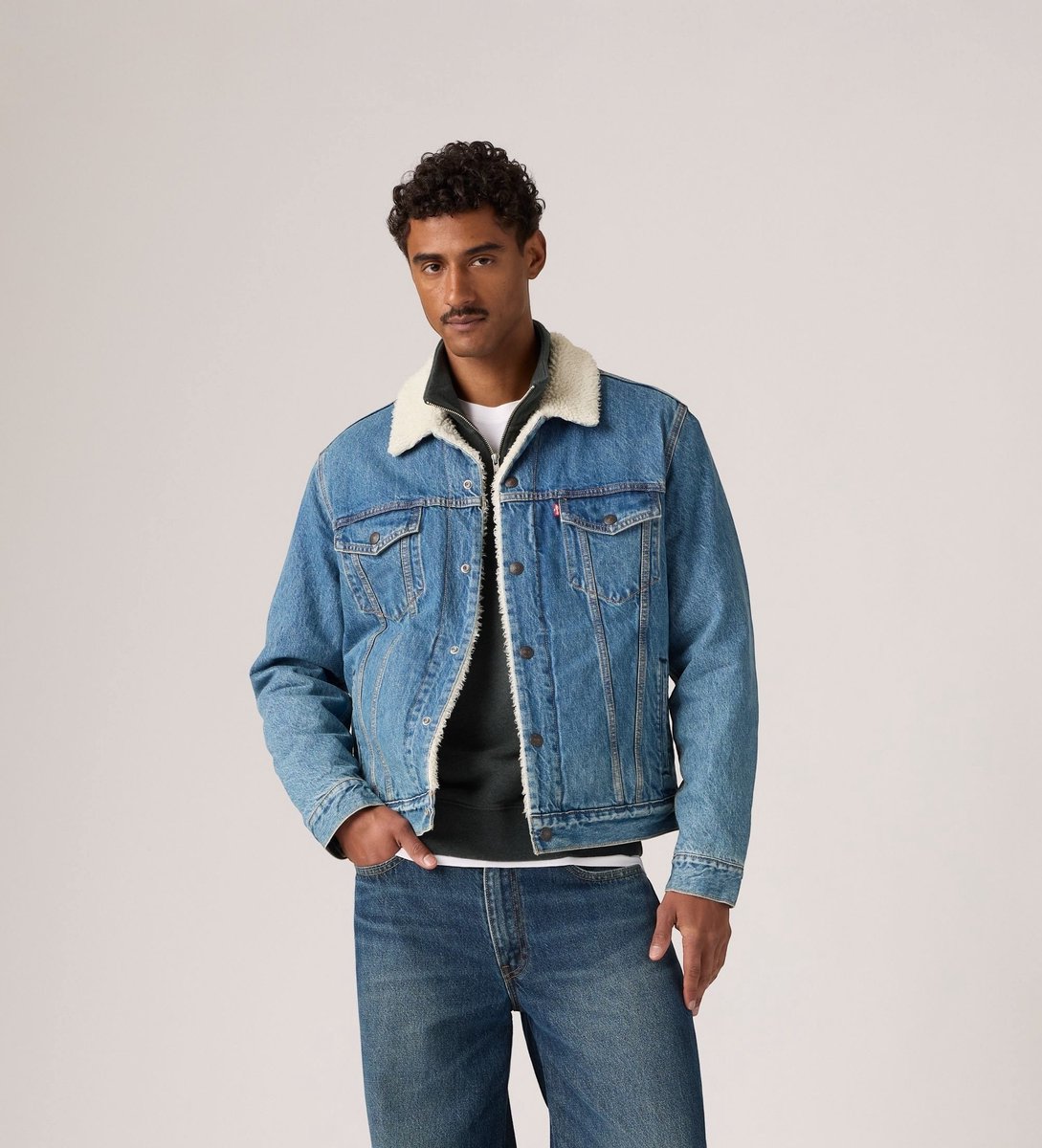 Levi's Type 3 Sherpa Trucker jack middenblauw