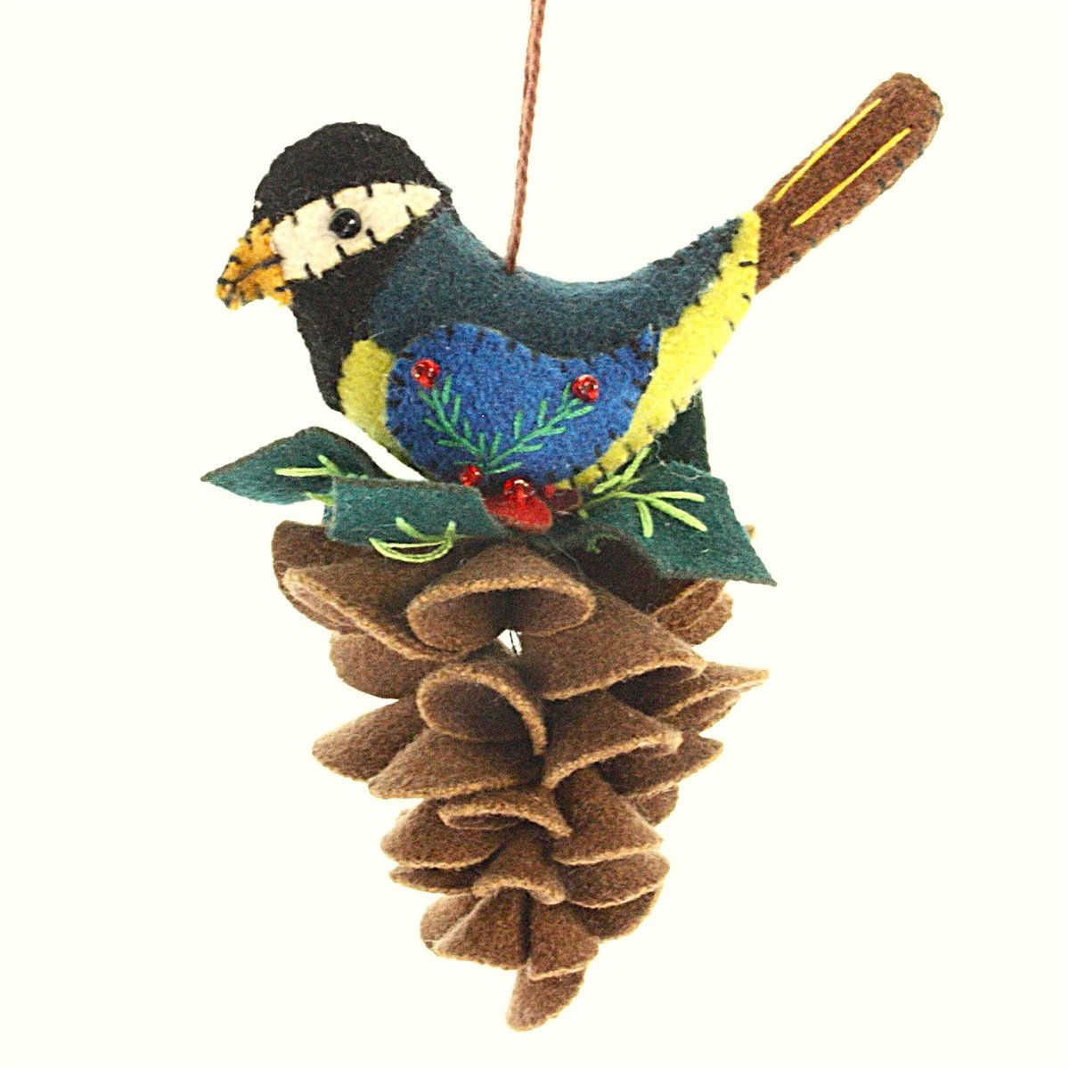 Koolmees op pijnappel, vilt 7x4,5x8,5cm